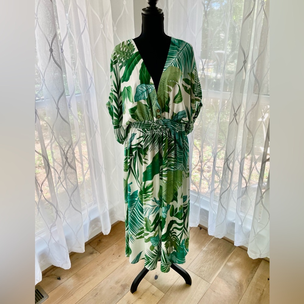 NWT Cupshe V-Neck Leaf Print Cover-up Dress